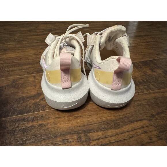 Nike Shoes Crater Impact GS Coconut Milk Pink Foam DB3551-103 Youth Size 6Y - Picture 3 of 5